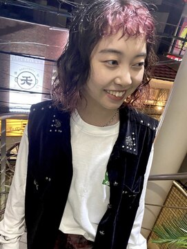 キュエ(qiie) 斜めバング/デザインカラー/グレージュカラー/シルキーベージュ