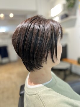 ツムグ 代官山店(TUMUGU) 大人可愛い透明感白髪染めダークアッシュハンサムショート代官山