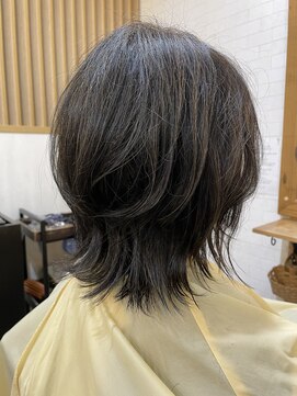 ハレ(HALE) 楽ちん外はねミディアム