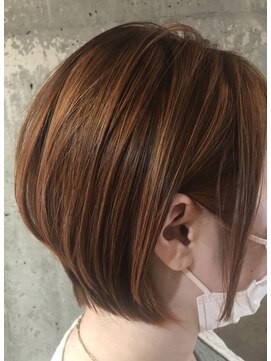 ヘア ルーナ バイ アプリーレ(hair lune by Aprire) ひし形シルエット丸みショートオレンジカラー20代30代