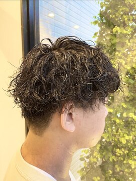 ブランチ(BRANCH) 刈り上げマッシュ×波巻きパーマ