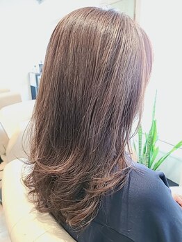 ルルスス 中庄店(rursus nakasyo)の写真/白髪ぼかしが人気！世代に合わせた美しさを提案◎トレンドを意識した似合わせスタイルを実現いたします♪