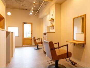 シエル(Ciel)の写真/実力派スタイリストがマンツーマンで担当。絶妙な要望も伝えやすい！気疲れもなく理想のスタイルが叶う！