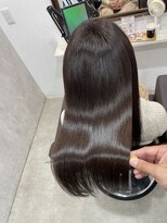 ラナ(Lana)&nbsp;【Lana】自然な艶と深みのあるナチュラル艶ブラウン