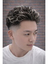 ツイストパーマで楽にスタイリング