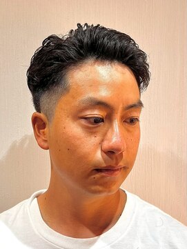 ジェントル(GENTLE) 男らしさを極める刈り上げスタイルアップバングヘア
