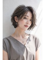アッシュ 学芸大学店(Ash) ショートボブ/大人女性/グレーアッシュ/白髪ぼかし/脱白髪染め