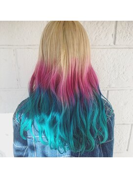 ネフ(NeF) キャンディーピンク、ターコイズブルーのカラフルグラデーション