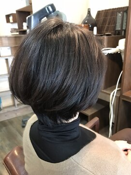 ケアルタイム(Curel time) 前下がりウェイトのボブ