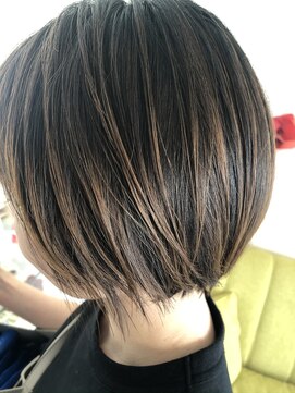 ヘアーライフ コラボ(hair life Colabo) ショートボブ