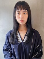 サンプラス(san+)&nbsp;【リコ】レイヤーカット 黒髪ロング 暗髪カラー オン眉