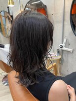 コージー(Kozy) ミディアム/ハイレイヤー/くびれミディ/ウルフ