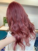 セミロング×ピンクカラー×艶カラー