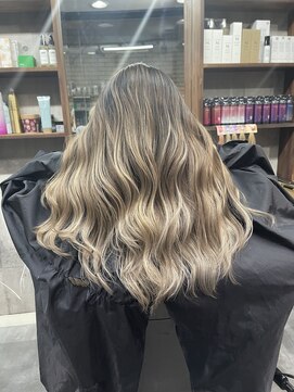 ラフ(LAFF) #黒髪#ボブルフ#ネビージュ#小顔#ワンレン