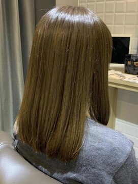 カミケンガレリア(kamiken. galleria) サラっとまとまる美髪カラーストレート【カミケンガレリア】