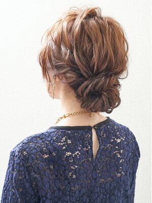 周りと差がつくおしゃれなヘアセットでワンランク上の自分に♪定番からトレンドヘアまでお任せ下さい！