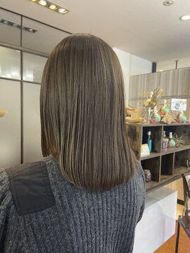 ノーム バイ アウラ(norm. by aura) 透明感カラー 赤味消し ブリーチなしカラー