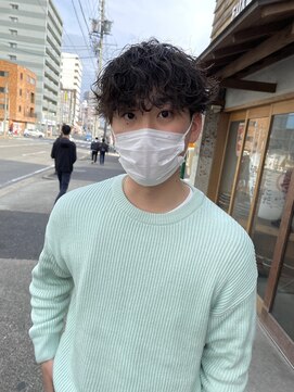 ヴァンメン ヴァンカウンシル 金山(VANMEN VAN COUNCIL) 波巻きパーマ