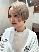 アンプル 天神店&nbsp;韓流　金髪ショート　ブリーチ　淡色カラー　ショート　春カラー