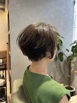 ビス フルール 日暮里店(Vis fleur) 大人ショートボブ/オリーブベージュ