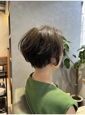 大人ショートボブ/オリーブベージュ