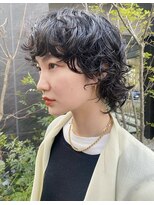 ステップボーンカットオオサカ(STEP BONE CUT OSAKA Via TICK-TOCK)&nbsp;【ステップボーンカット】ボブウルフ/パーマ/黒髪