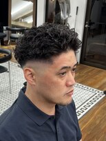 ザデイトウキョウ 表参道 青山(THE DAY TOKYO)&nbsp;リバースパーマ/スキンフェード/大人メンズ/メンズカット