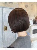 ナチュラルブラウンの柔らかボブ