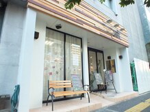 ヘアアンドネイル ジャム(Hair&Nail JAM)の雰囲気（薬院大通駅1番出口、道路をはさんで真向いのサロン！）