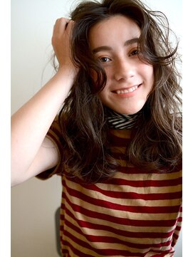 ミラバイグリーン(Mira by green) ルーズ×ヴェールウエーブ【くせ毛風】