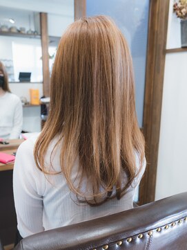 ヘアデザイン ステラ(hair design sTella) アプリエカラーとハイライトのワンメイクでミルクティーベージュ
