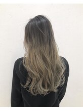 【加納　智宏】デザインカラー、バレイヤージュ、白髪ぼかしハイライト指名NO１スタイリスト☆