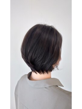 マヤ 小瀬店(MYA) 女性らしい丸みのあるショート