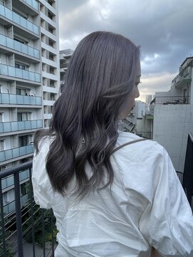 ジーナ(XENA) ラベンダーグレージュ