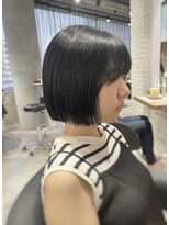 リーオオサカ(Lee Osaka) 【カット+カラー】ミニボブ×韓国BLACK/新出奈津樹