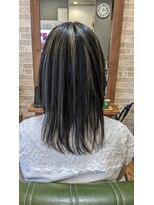 モーネ(Mone)&nbsp;コントラスト強めのハイライト