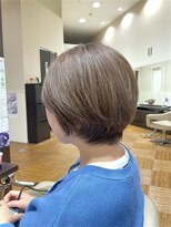 ユニックス イオンモール柏店(UNIX)&nbsp;丸みショート×白髪ぼかし