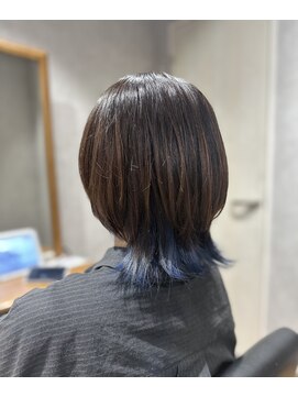 ビスイル 秋葉原店(Vis ill) ウルフカット/ダブルカラー/ブリーチ/インナーカラー/ブルー