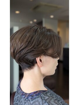 イエロー フォー ヘアー(Yellow for hair) ショートボブ