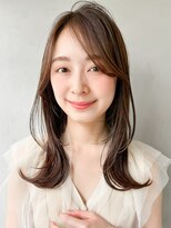 キリ 表参道(kyli)&nbsp;艶感サイドバングセミディ愛され似合わせカット前髪モテ髪
