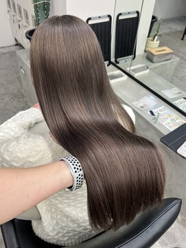 ソソ(soso) 【カンナ/横浜/ブリーチ】柔らかグレージュ