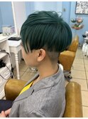 深みグリーン【広島刈り上げショート】