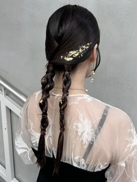 エイチ 天神橋(H) ベリーショート切りっぱなしボブヘアカラーアッシュグレー前髪