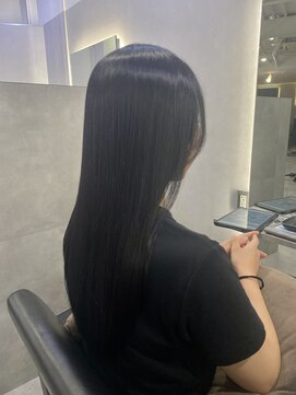 セカンド 鴨江店(2COND) ロング×黒髪×サラサラ（美髪ストレート）