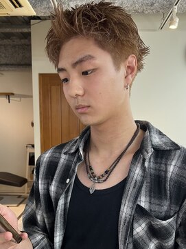 ガレージ バイ グリーン 原宿 表参道(Garage by green) 【SHUN】スパイキーショート×ハイトーン