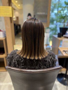 サロンドポプリ 志都美(salon de poupuri) 大人外ハネストンボブ