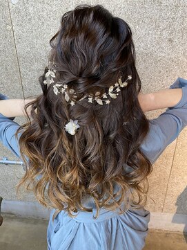 アムドット(Amu.) ヘアアレンジハーフアップお呼ばれヘアポニーテール編みおろし