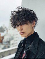 バイエイト(X8) ワイルドな印象のスパイラルパーマ