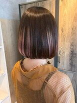 ナフィ バイ エイム 町田店(Nafie by eim)&nbsp;ぱつっと切りっぱなしボブ/インナーピンク/裾カラー/韓国ボブ
