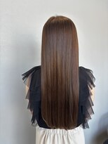 フラム(FRAM.)&nbsp;深みのあるダークカラーのロングスタイル